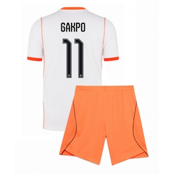 Billige Fotballdrakt Nederland Cody Gakpo #11 Replika Bortedraktsett Barn VM 2026 Kortermet (med bukser)